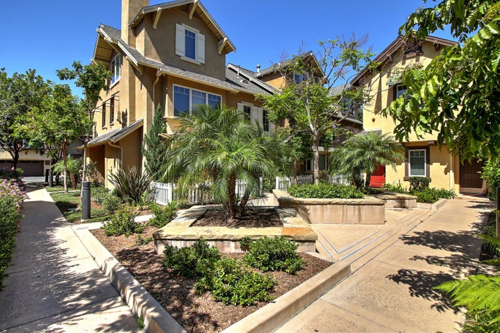 345 Kellogg Way, Unit 20