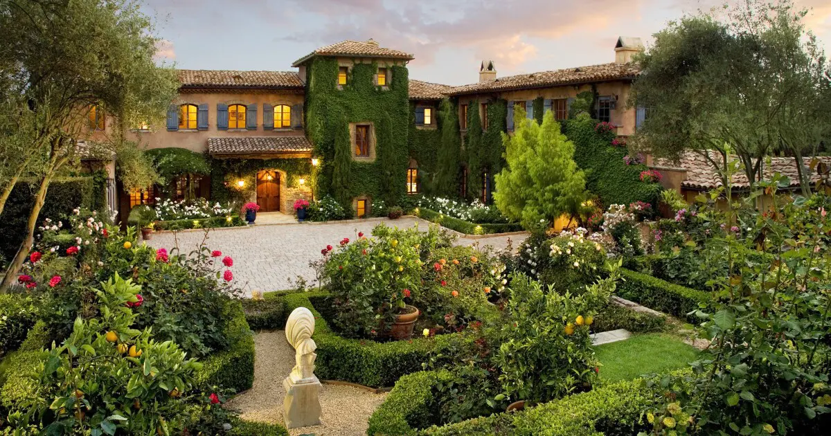 Montecito Neighborhood